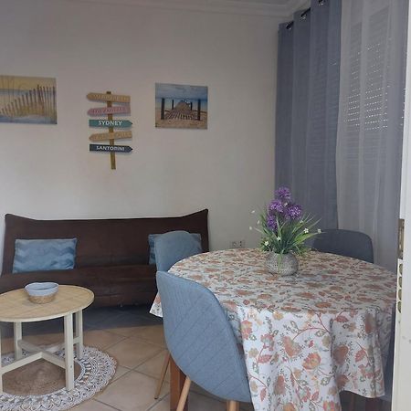 Apartamentos Christina Benicàssim Zewnętrze zdjęcie